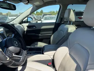 Nissan Pathfinder 2022 SL 4dr SUV