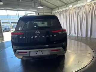 Nissan Pathfinder 2022 SL 4dr SUV