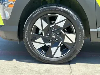 Hyundai KONA 2024 AWD SEL 4dr Crossover