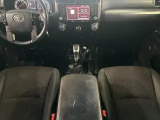 Toyota 4Runner 2020 4x4 SR5 4dr SUV