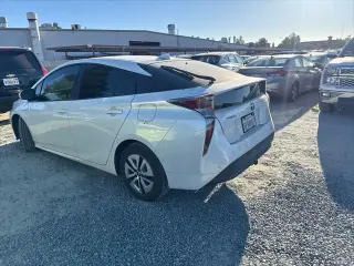 Toyota Prius 2018 Two 4dr Hatchback