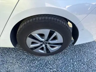 Toyota Prius 2018 Two 4dr Hatchback