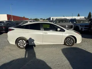 Toyota Prius 2018 Two 4dr Hatchback