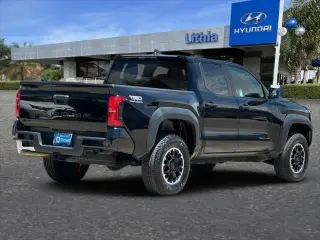 Toyota Tacoma 2024 4x4 TRD Off-Road 4dr Double Cab 5.0 ft SB 8A