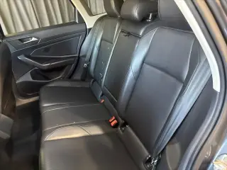 Volkswagen Jetta 2019 SEL 4dr Sedan