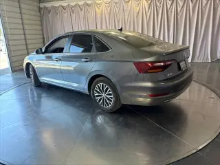 Volkswagen Jetta 2019 SEL 4dr Sedan