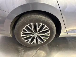 Volkswagen Jetta 2019 SEL 4dr Sedan