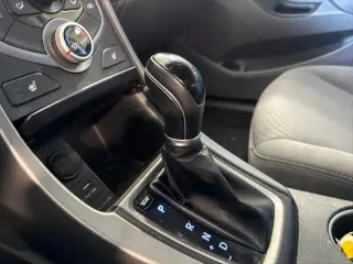 Hyundai ELANTRA 2016 Sport 4dr Sedan 6M