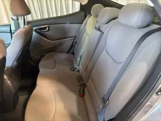 Hyundai ELANTRA 2016 Sport 4dr Sedan 6M