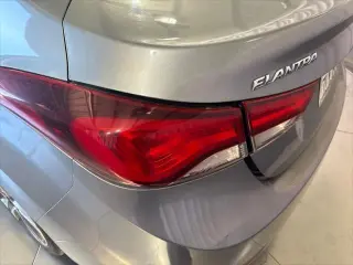 Hyundai ELANTRA 2016 Sport 4dr Sedan 6M