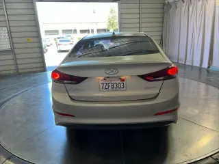 Hyundai ELANTRA 2017 Limited 4dr Sedan
