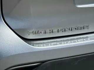 Toyota Highlander 2023 XLE 4dr SUV