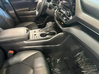 Toyota Highlander 2023 XLE 4dr SUV