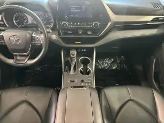 Toyota Highlander 2023 XLE 4dr SUV