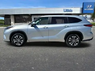 Toyota Highlander 2023 XLE 4dr SUV