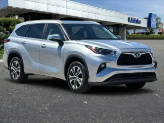 Toyota Highlander 2023 XLE 4dr SUV