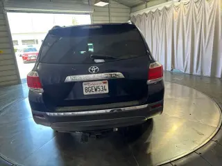 Toyota Highlander 2011 SE 4dr SUV