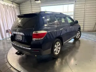 Toyota Highlander 2011 SE 4dr SUV