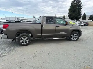 Toyota Tundra 2007 SR5 4dr Double Cab 4WD SB (5.7L V8)