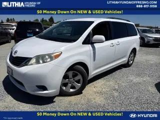Toyota Sienna 2012 LE 7-Passenger Auto Access Seat 4dr Mini-Van