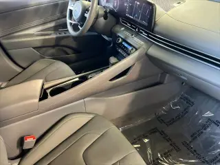 Hyundai ELANTRA 2023 SEL 4dr Sedan