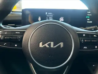 Kia K5 2026 LXS 4dr Sedan