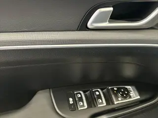 Kia K5 2026 LXS 4dr Sedan