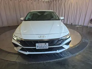 Hyundai ELANTRA 2025 Limited 4dr Sedan