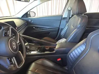 Hyundai ELANTRA 2025 Limited 4dr Sedan