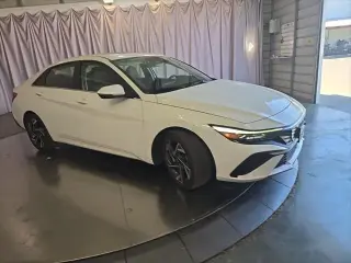 Hyundai ELANTRA 2025 Limited 4dr Sedan