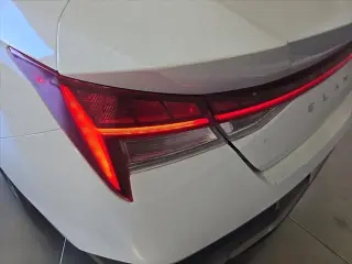 Hyundai ELANTRA 2025 Limited 4dr Sedan