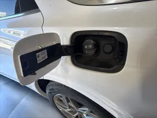 Genesis GV70 2025 AWD 2.5T Standard 4dr SUV