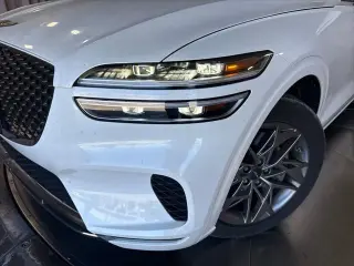Genesis GV70 2025 AWD 2.5T Standard 4dr SUV