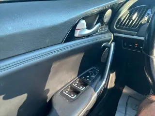 Kia Stinger 2019 Premium 4dr Sedan