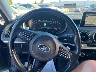 Kia Stinger 2019 Premium 4dr Sedan