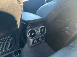 Kia Stinger 2019 Premium 4dr Sedan
