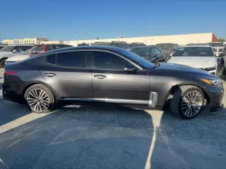 Kia Stinger 2019 Premium 4dr Sedan