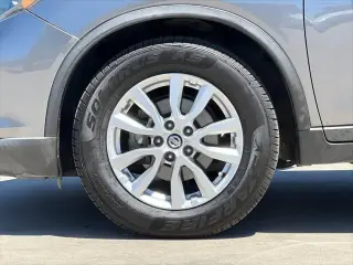 Nissan Rogue 2017 SV 4dr Crossover
