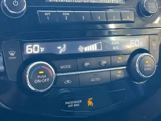 Nissan Rogue 2017 SV 4dr Crossover