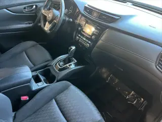 Nissan Rogue 2017 SV 4dr Crossover