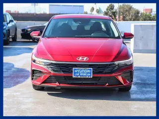 Hyundai ELANTRA 2025 SE 4dr Sedan