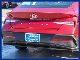 Hyundai ELANTRA 2025 SE 4dr Sedan