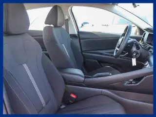 Hyundai ELANTRA 2025 SE 4dr Sedan