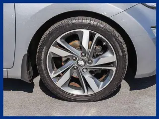 Hyundai ELANTRA 2015 Limited 4dr Sedan