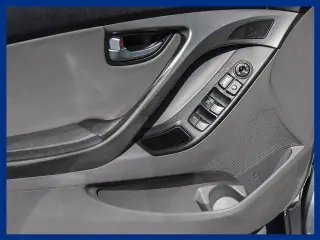 Hyundai ELANTRA 2015 Limited 4dr Sedan
