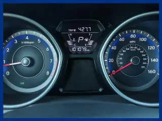 Hyundai ELANTRA 2015 Limited 4dr Sedan