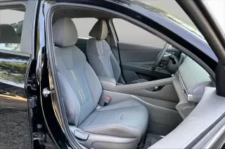 Hyundai ELANTRA 2024 SEL 4dr Sedan