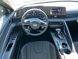 Hyundai ELANTRA 2025 SEL Sport 4dr Sedan