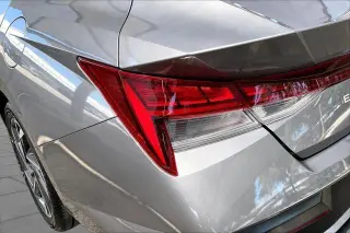Hyundai ELANTRA 2025 Limited 4dr Sedan