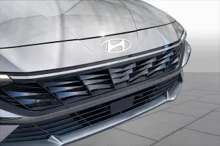 Hyundai ELANTRA 2025 Limited 4dr Sedan